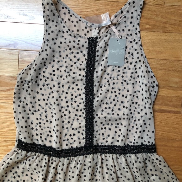 NWT Anthropologie Stitch x Stitch Neutral Polka Dot Sheer Top, Size M - Picture 3 of 9